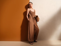 SS26 Campaign Image - Flower Market 3