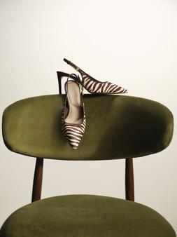 Dune London SS25 Stills Closed 99 GBP zebra www.dunelondon.com