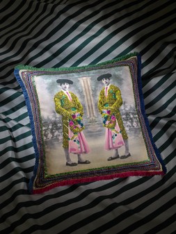 TORERO TWINS CUSHION