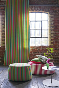 https://www.prshots.co.uk/contents/archives/1979/1012/images/thumb350x287_auto/designers_guild_376276_thumb.jpg
