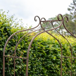 Arch Fairford Rusty £185