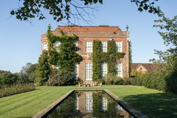 Gaze Burvill National Trust Oak Garden Furniture Collection