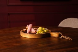 Round Dish Board with Handle 0073 RRP €32 Now €20