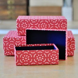 A Nest of Three Simple Boxes in Pear Halves Permanent Rose