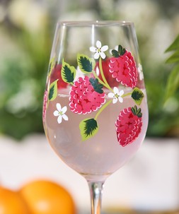 Rich Raspberry Wine Glass £16