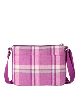 AE084A Mixed In Tweed Applique Bag Damson Multi £45 (4)
