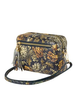 AE099A2 Winter Flora Leather Bag £50