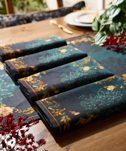 Forest Oasis Pack of 4 Napkins £16 ZK385A 1
