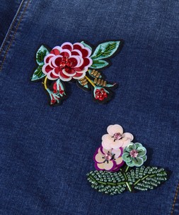 GH582A Flower Set Sew On Badges £12 (3)