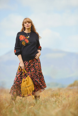 WK855A Remarkable Floral Embroidered Jumper Black £55 WS488A Perfect Paisley Asymmetric Midi Skirt Orange £55 069