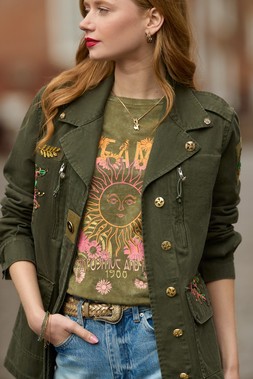 WU259A Dreamer Acid Wash T-Shirt Green £25 WJ742A Astrid Embellished Utility Jacket Khaki £85 097