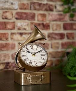 Grand Gramophone Clock £30