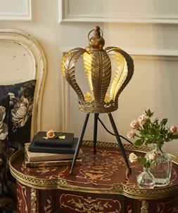 Regal Crown Table Lamp £65