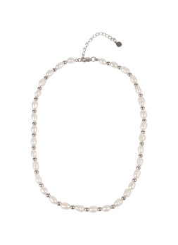 TK Maxx Pearl necklace €26.99 (RRP €89.99)