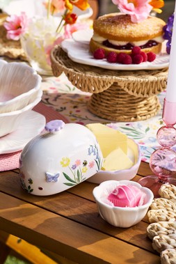 B&M HOME SS26 // GARDEN LIFE DINING // BUTTER DISH £6 //