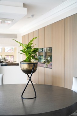 Indoor Kensington Brass Metal Round Planter On Stand H42cm W14cm &pound;39.99