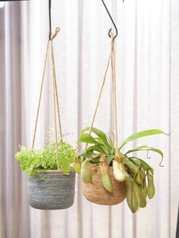 Odda Hanging Grey Woven Lined Planter H14cm D17cm &pound;11.49