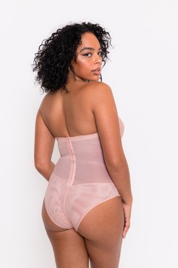 PLUNGE STRAPLESS PADDED BODY POWDERY PINK (30-38DD-J) &pound;78.00, $156.00, &euro;106.00, $196.00 (CAD)