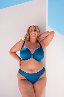 Lush, Full Plunge Bra , Peacock Blue, £34.00, US$67.00, CA$85.00, €51.00, A$85.00, Lush, Thong, Peacock Blue, £16.00, US$32.00, CA$40.00, €26.00, A$40.00
