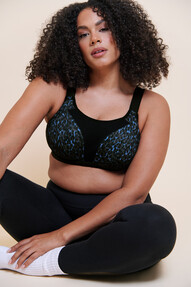https://www.prshots.co.uk/contents/archives/3795/1587/images/thumb350x287_auto/curvy-kate_everymove_blueprint_bra-4_thumb.jpg