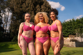 https://www.prshots.co.uk/contents/archives/3795/1587/images/thumb350x287_auto/curvy_kate_mai01449_thumb.jpg