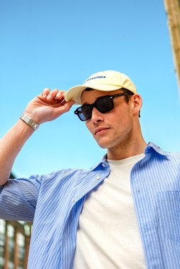 Angus in Black with Classic Grey Lenses
