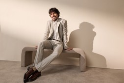 Very - Mens AO April 8