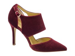 Velvet cut-out courts