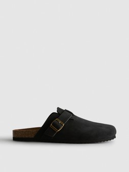 PRIMARK CLOSED TOE MULE, £12, €14, $18, RON70, PLN60, CZK365 (2)