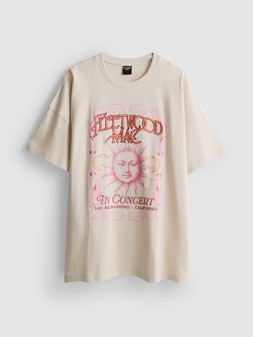 PRIMARK FLEETWOOD MAC TEE, £10, €12, $16, RON60, PLN50, CZK310 (2)