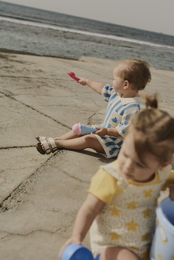PRIMARK OWNING THE SUMMER SET BLUE £12 €16 $19 RON80 PLN70 CZK415 (2)