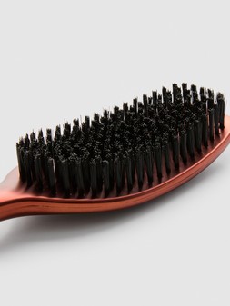 PRIMARK PRO BR SLICK BACK BRUSH £4.00, €4.50, 750.00 CZK, 150.00 PLN,22.00 RON
