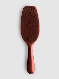 PRIMARK PRO BR SLICK BACK BRUSH £4.00, €4.50, 750.00 CZK, 150.00 PLN,22.00 RON 1