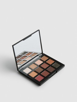 PRIMARK PS PRO 12 EYE PALETTE, £5, €6, RON30, PLN26, CZK155