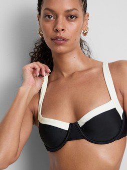 PRIMARK UNDERWIRE CONTRAST TOP, £8, €9, $12, RON44, 39, CZK235 (2)