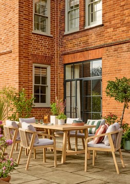 Habitat SS25 Garden Dining