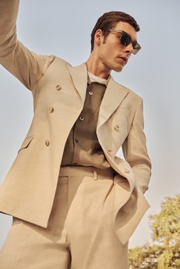 M&S SUIT JACKET £129, SUIT TROUSERS £70, SHIRT £40, T-SHIRT £20, SUNGLASSES £18