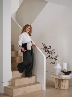 M&S Home Kelly Hoppen Headshot 0139 Uc385621 Pr Only
