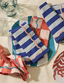 https://www.prshots.co.uk/contents/archives/98/201/images/thumb350x287_auto/marks_amp_spencer_ms-home-summer-stripes_thumb.jpg