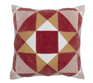 https://www.prshots.co.uk/contents/archives/98/201/images/thumb350x287_auto/marks_amp_spencer_ms-velvet-patchwork-cushion-25_thumb.jpg